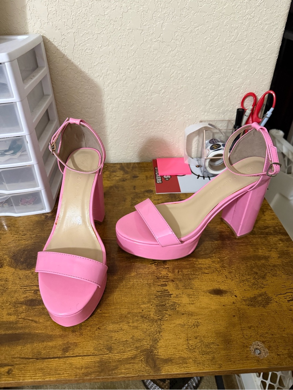 Women’s Wild Diva Lounge pink platform block heels
